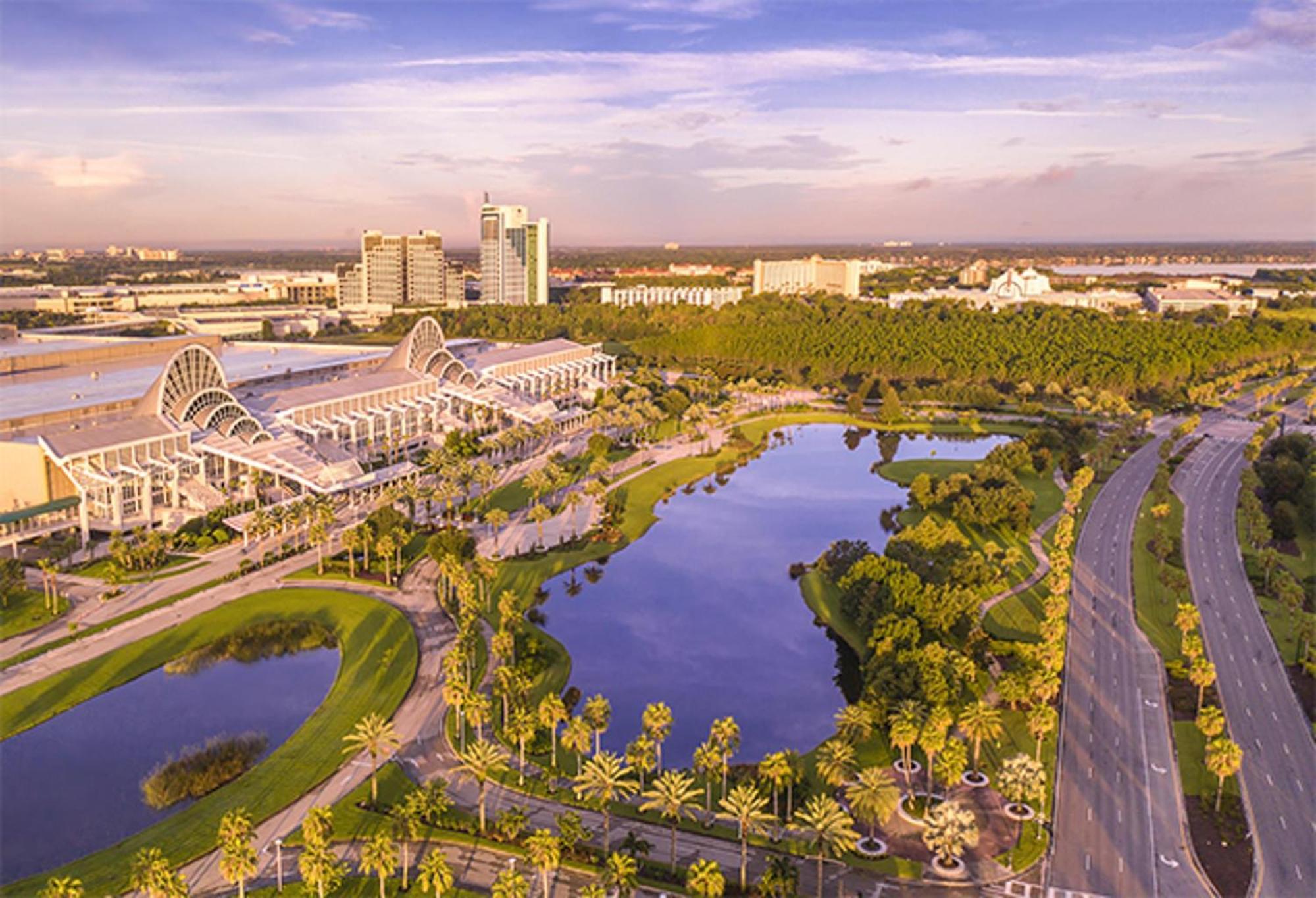 Holiday Inn Express-International Drive By Ihg Orlando Exterior foto